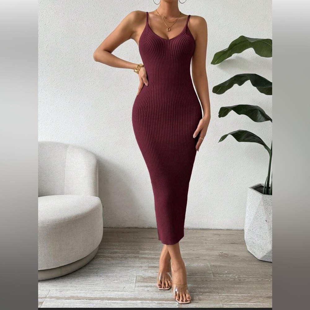 NWOT burgundy Rib-knit Midi Dress
